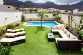 4 bedrooms villa with sea view private pool and enclosed garden at Adeje 3 km away from the beach